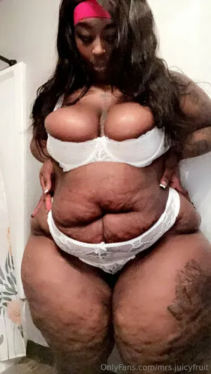 Mrs Juicyfruit OnlyFans Leaked Free Thumbnail Picture - #A2cEoadPW9