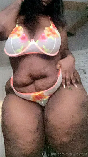 Mrs Juicyfruit OnlyFans Leaked Free Thumbnail Picture - #UhcHphwwZw