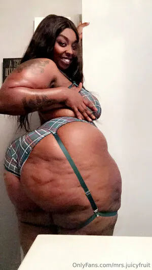 Mrs Juicyfruit OnlyFans Leaked Free Thumbnail Picture - #nfX8j8XtaK