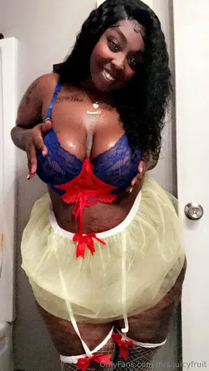 Mrs Juicyfruit OnlyFans Leaked Free Thumbnail Picture - #vaSlxT9XH3