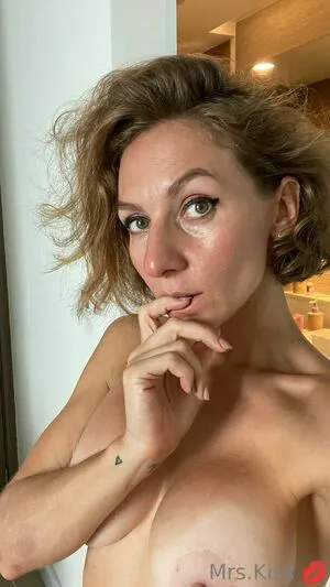 Mrs Kissvhs OnlyFans Leaked Free Thumbnail Picture - #I17xNkOHDr