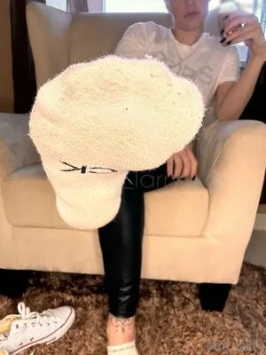 Mrs Larry OnlyFans Leaked Free Thumbnail Picture - #AjVmOTbs5q