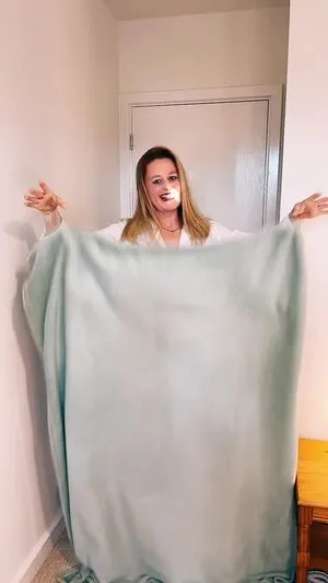 Mrs Marie OnlyFans Leaked Free Thumbnail Picture - #8e1hE7hfa6