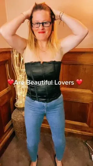 Mrs Marie OnlyFans Leaked Free Thumbnail Picture - #DxcZmRqX6b