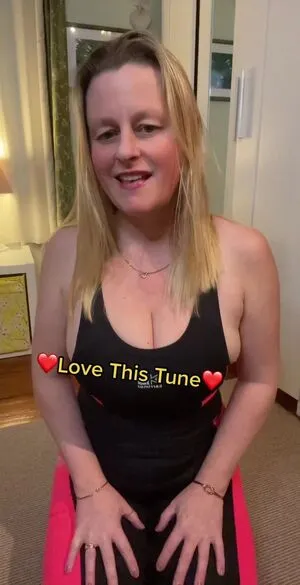 Mrs Marie OnlyFans Leaked Free Thumbnail Picture - #Qs2wAvn8Id