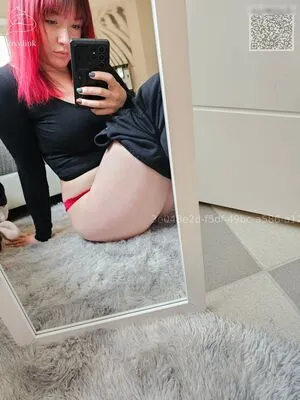 Mrs Mk4 OnlyFans Leaked Free Thumbnail Picture - #symWMw8TaD