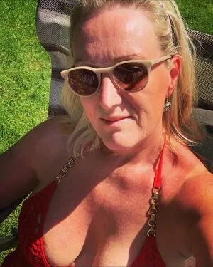 Mrs S Stockings OnlyFans Leaked Free Thumbnail Picture - #5PagorB90Q