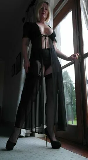 Mrs S Stockings OnlyFans Leaked Free Thumbnail Picture - #97u1L2it50