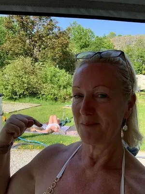 Mrs S Stockings OnlyFans Leaked Free Thumbnail Picture - #c6ZmagohnE