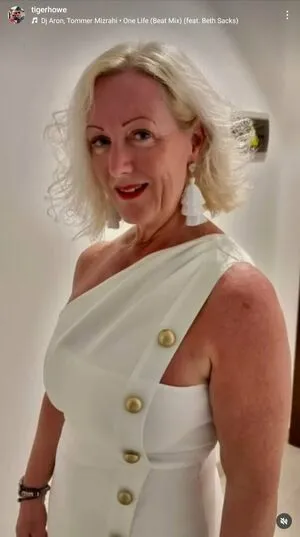 Mrs S Stockings OnlyFans Leaked Free Thumbnail Picture - #xGnA0We0mm