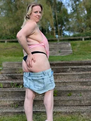 Mrs Simmons OnlyFans Leaked Free Thumbnail Picture - #wKvvDwWbaf
