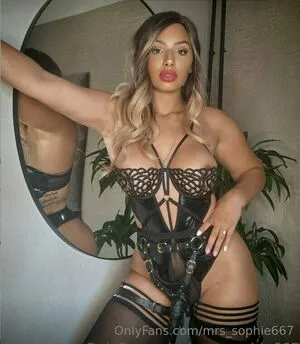 Mrs Sophie667 OnlyFans Leaked Free Thumbnail Picture - #XQoV9sCwRC