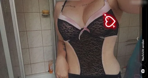 Mrs Strxng OnlyFans Leaked Free Thumbnail Picture - #5ANQcpPyur