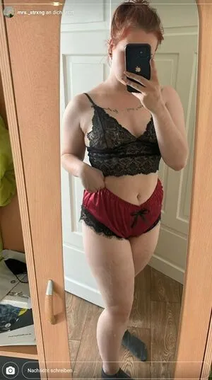 Mrs Strxng OnlyFans Leaked Free Thumbnail Picture - #adzVPT8mZy