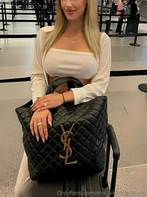Mrs Victoria Blanc OnlyFans Leaked Free Thumbnail Picture - #6tfcMLSbSJ