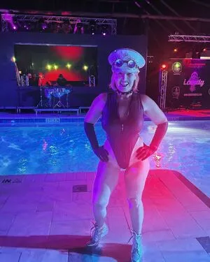 Mrs_cora_cox OnlyFans Leaked Free Thumbnail Picture - #G17L1C3pyy
