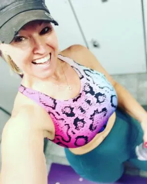 Mrs_cora_cox OnlyFans Leaked Free Thumbnail Picture - #PkApeTFC95