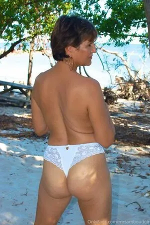 Mrsamboudoir OnlyFans Leaked Free Thumbnail Picture - #B7S5uEaAae