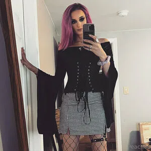 Mrsandmrpeaches OnlyFans Leaked Free Thumbnail Picture - #CaV6STN788