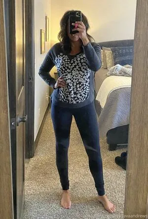 Mrsavaandrews OnlyFans Leaked Free Thumbnail Picture - #AKZ9H0568G