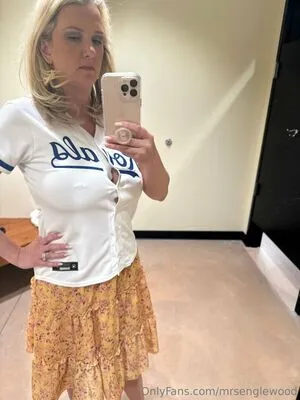 Mrsenglewood OnlyFans Leaked Free Thumbnail Picture - #HMchX1bElj