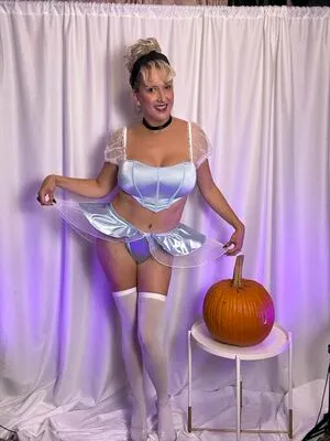 Mrsenglewood OnlyFans Leaked Free Thumbnail Picture - #MSJKJEQeuk