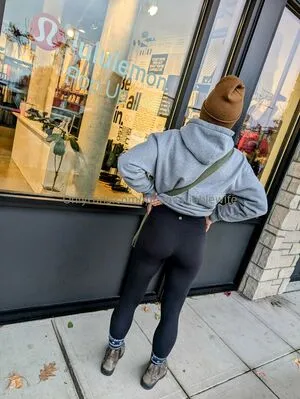 Mrsinsatiablewife OnlyFans Leaked Free Thumbnail Picture - #tObLmyronO