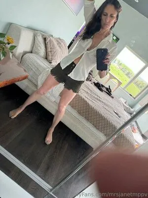 Mrsjanetm OnlyFans Leaked Free Thumbnail Picture - #VGKc3Zt73M