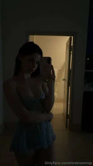 Mrsknomnsp OnlyFans Leaked Free Thumbnail Picture - #FNnvismHEN