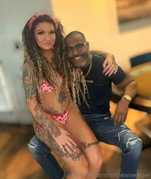Mrsnewswinger OnlyFans Leaked Free Thumbnail Picture - #FkdrV9Aya3