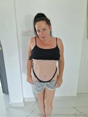 Mrsnicolessecret OnlyFans Leaked Free Thumbnail Picture - #1b1WJdjqJ3