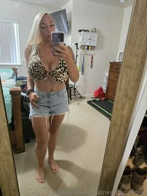 Mrspineapplegoddess OnlyFans Leaked Free Thumbnail Picture - #rmYciEd0YR