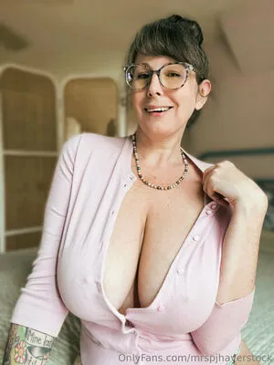 Mrspjhaverstock OnlyFans Leaked Free Thumbnail Picture - #b3Is8pwnH2