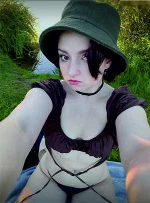 Mrsspacestoned OnlyFans Leaked Free Thumbnail Picture - #phT8SNX4zN