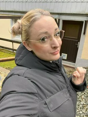 Mrstittykatty OnlyFans Leaked Free Thumbnail Picture - #1AqyeloeLe