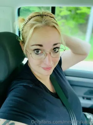 Mrstittykatty OnlyFans Leaked Free Thumbnail Picture - #4pKbcngweJ
