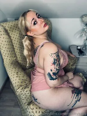 Mrstittykatty OnlyFans Leaked Free Thumbnail Picture - #CUNQup8766