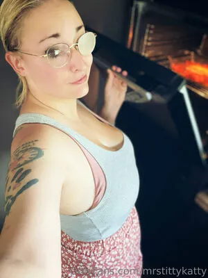 Mrstittykatty OnlyFans Leaked Free Thumbnail Picture - #Kv2dIXCkHm