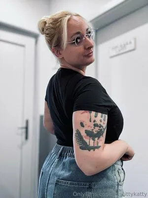 Mrstittykatty OnlyFans Leaked Free Thumbnail Picture - #LZpKOnPUUr