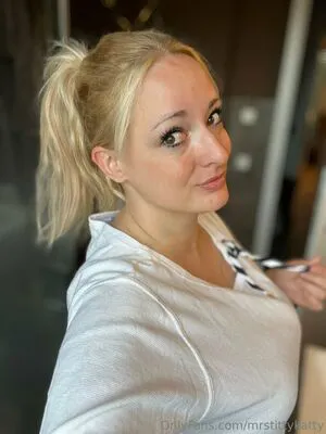 Mrstittykatty OnlyFans Leaked Free Thumbnail Picture - #mTASzKKG5J