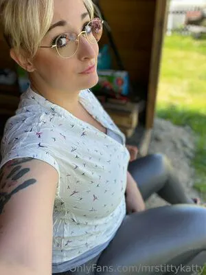 Mrstittykatty OnlyFans Leaked Free Thumbnail Picture - #rpNPrnnefI