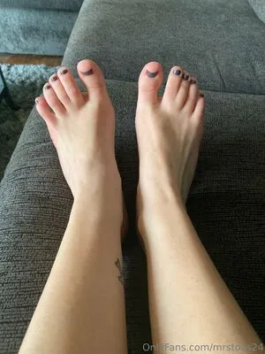 Mrstoes24 OnlyFans Leaked Free Thumbnail Picture - #1FQozq8p0z