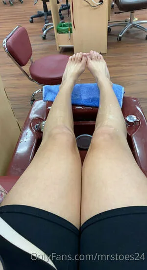 Mrstoes24 OnlyFans Leaked Free Thumbnail Picture - #5Kx7fCBvS3
