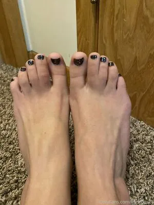 Mrstoes24 OnlyFans Leaked Free Thumbnail Picture - #lHNa88fpQy