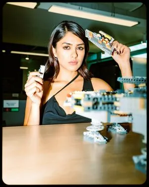 Mrunal Thakur OnlyFans Leaked Free Thumbnail Picture - #cO2BvtMqvu