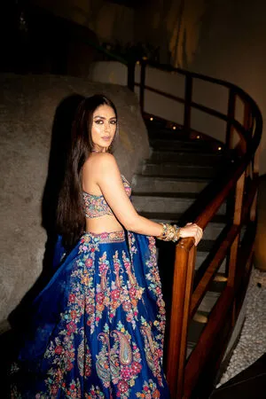 Mrunal Thakur OnlyFans Leaked Free Thumbnail Picture - #koIyEsoBao