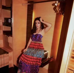 Mrunal Thakur OnlyFans Leaked Free Thumbnail Picture - #n2kBaVE9DB
