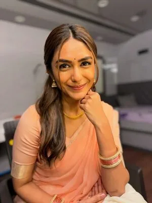 Mrunal Thakur OnlyFans Leaked Free Thumbnail Picture - #yYSPfTAMhW
