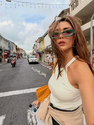 Mrunal Thakur OnlyFans Leaked Free Thumbnail Picture - #zoce4NKDEE