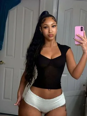 Ms Differentt2 OnlyFans Leaked Free Thumbnail Picture - #DaRENKlGRM